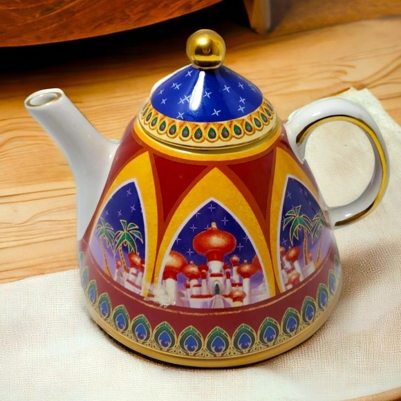 Designer Anthony Mark Hankins Teapot Arabian
Scenes Signed - Picture 1 of 16
